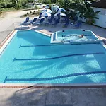 Otel La Caretta 4*