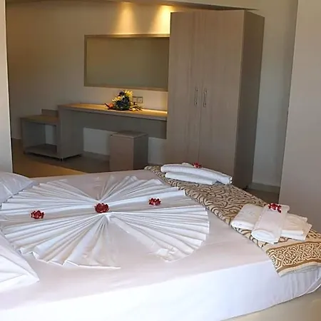La Caretta 4*
